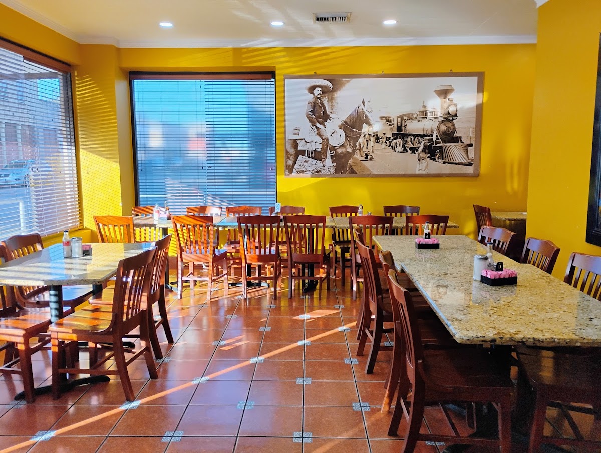 Emiliano's Mexican Grill